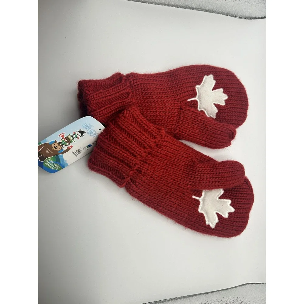 Vancouver 2010 Olympic Red Mittens NWT Canada Maple Leaf Winter Games